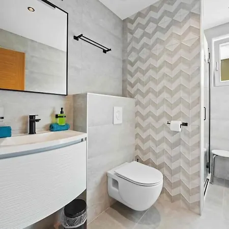 Palma - Seaside Luxury For 6 Person! פולה