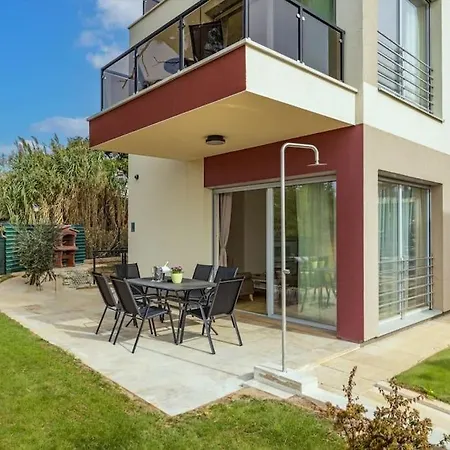 Villa Palma - Seaside Luxury For 6 Person!