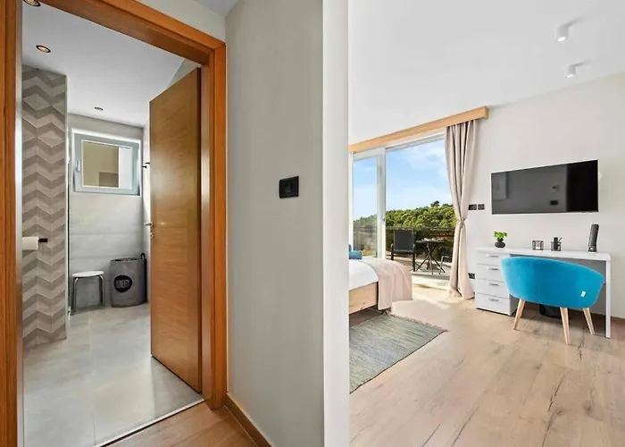 Palma - Seaside Luxury For 6 Person!