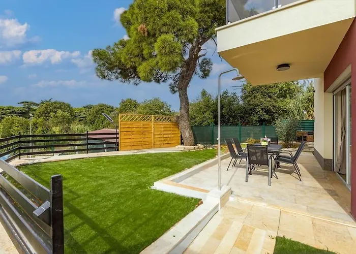 Вілла Palma - Seaside Luxury For 6 Person! Пула