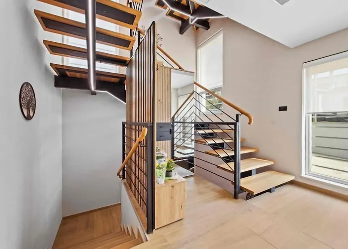 Palma - Seaside Luxury For 6 Person!