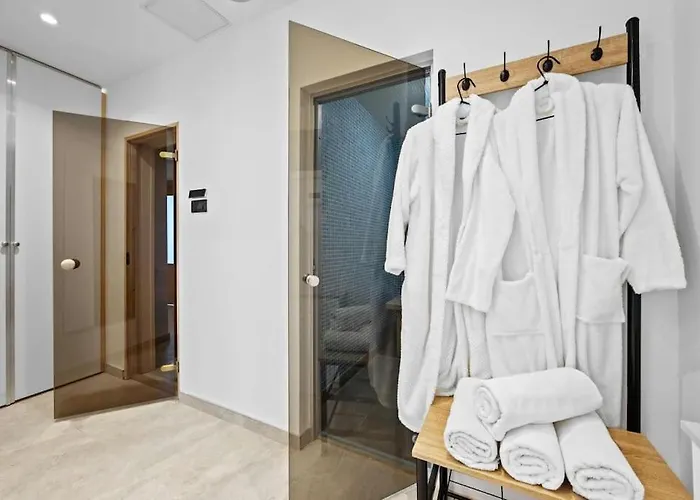 Palma - Seaside Luxury For 6 Person! Willa *