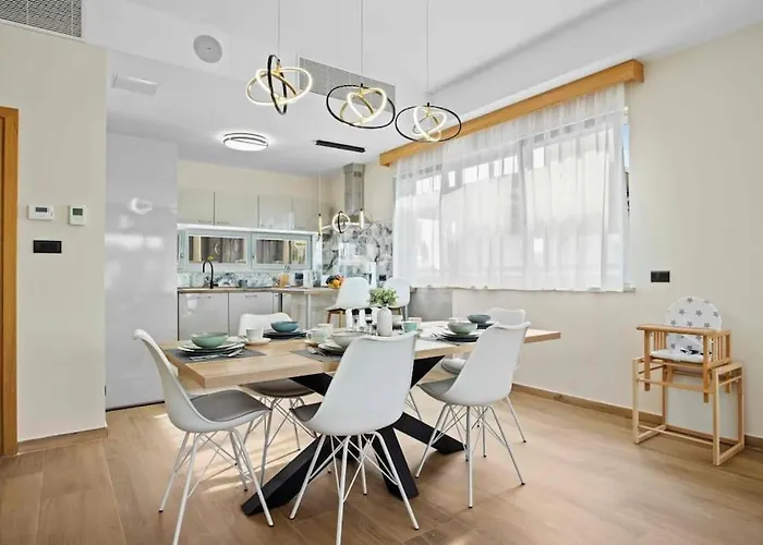 Palma - Seaside Luxury For 6 Person! Villa *