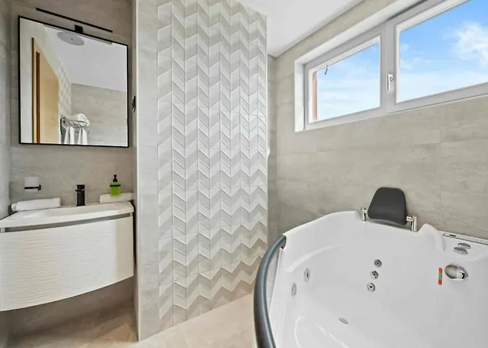 Palma - Seaside Luxury For 6 Person! Willa *