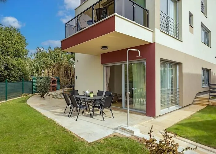 Villa Palma - Seaside Luxury For 6 Person!